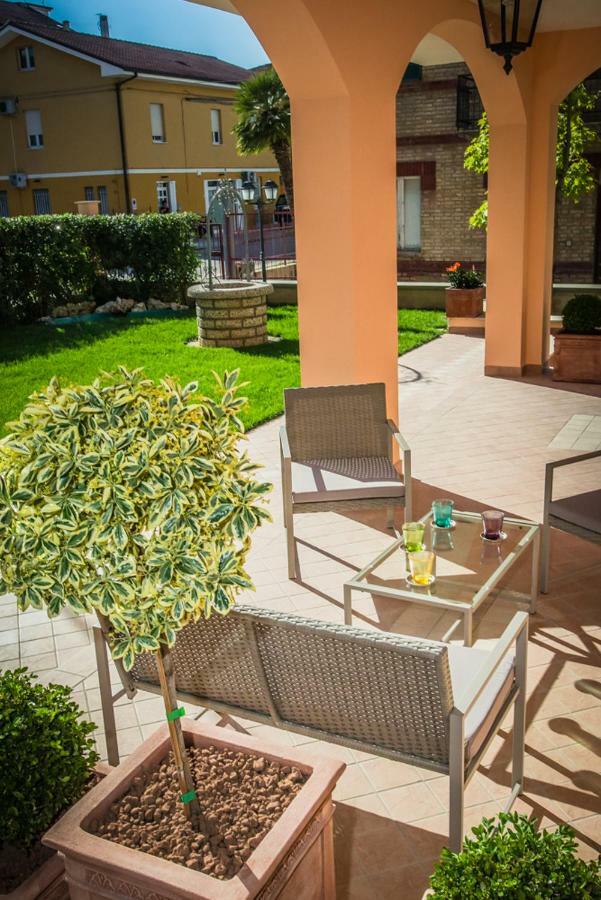 Appartamenti Vicino Al Mare Civitanova Marche Εξωτερικό φωτογραφία